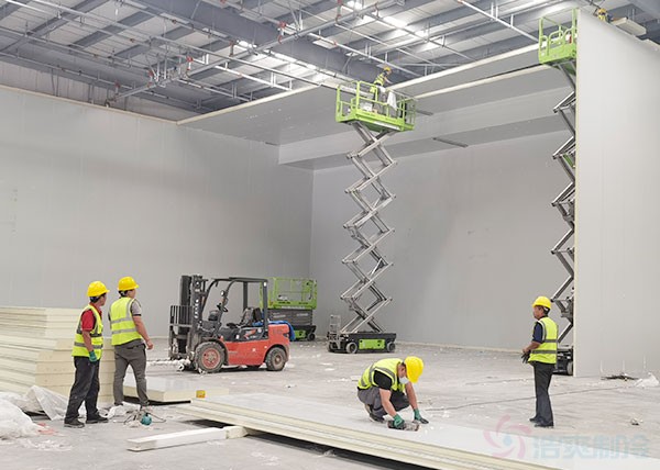 建造鋼結(jié)構(gòu)冷庫(kù)造價(jià)每平米多少錢(qián)？